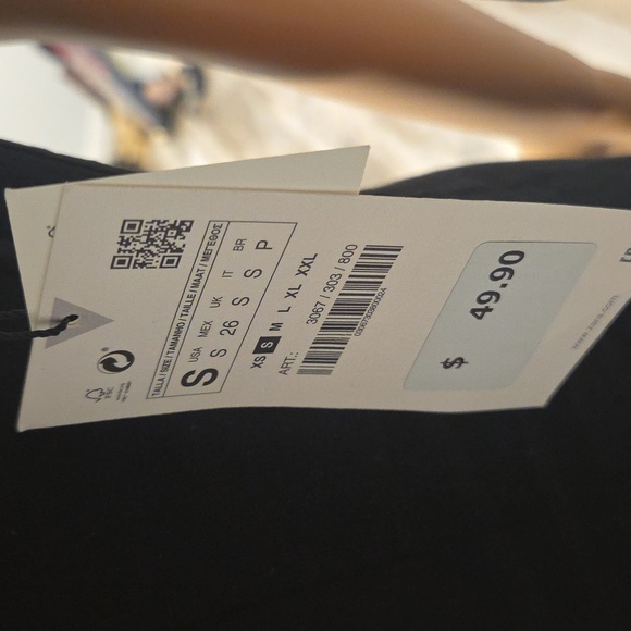 Zara Elegant Black Strapless Dress - Picture 3 of 8